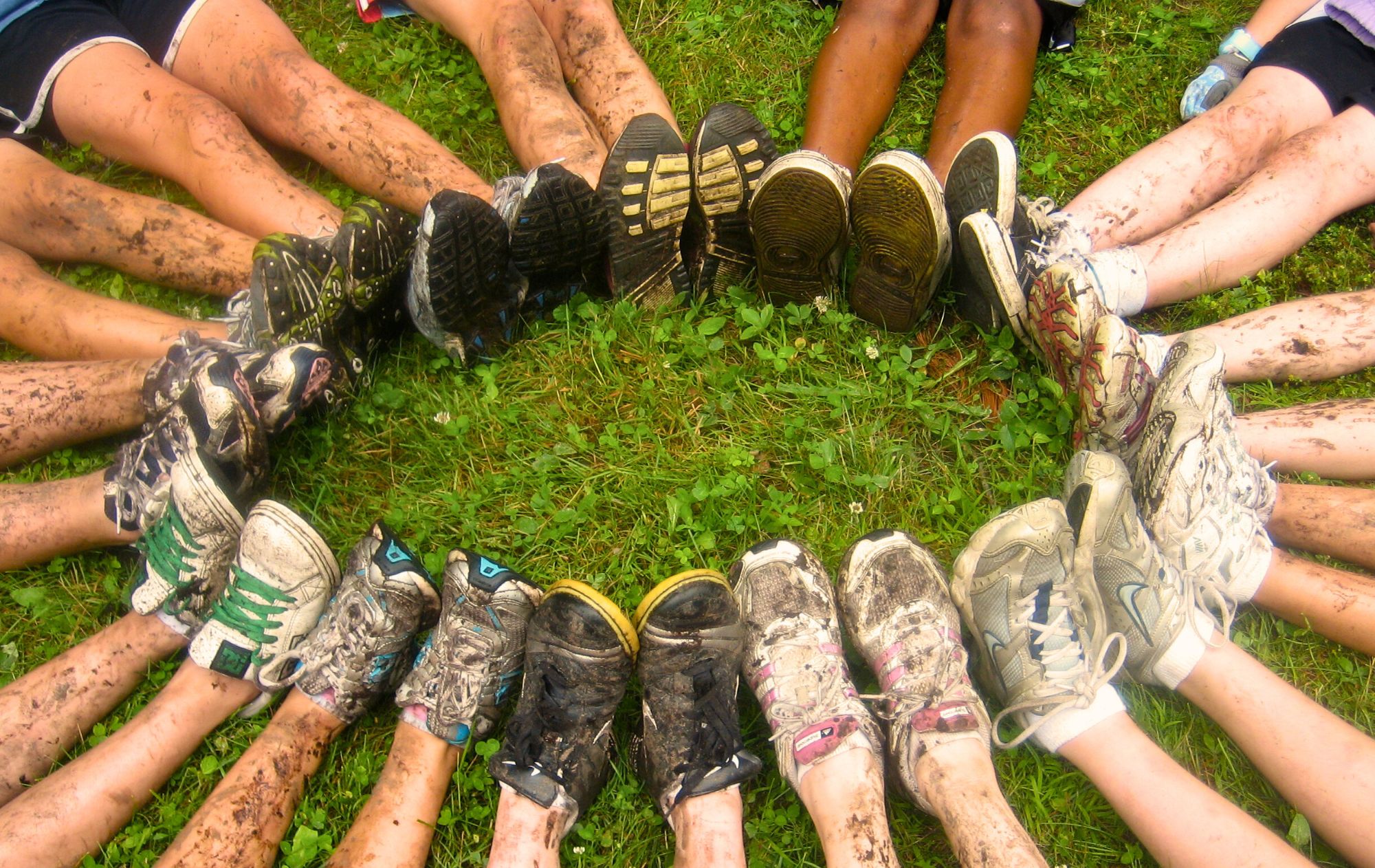 Dirt Diva's feet put together to make a circle