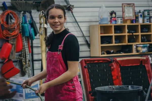 Aubrianna Mayette works at Habitat for Aviation