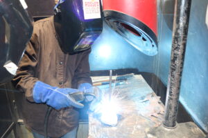 LIFT camper welding